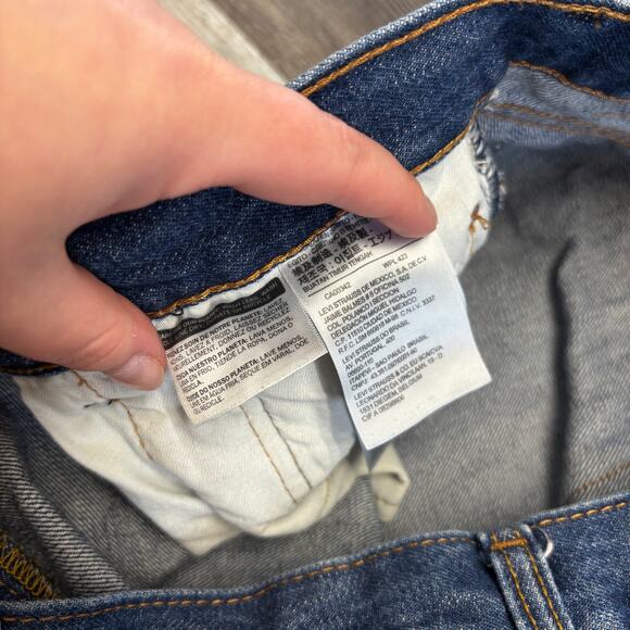 Levi's 501 Red Tab Dark Wash Blue Mens 35x31 Straight Leg Button Fly Denim Jean, - Picture 10 of 12